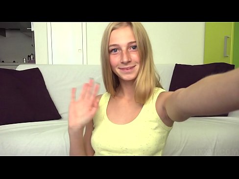 ❤️ Quando sono annoiata mi masturbo pigramente la mia figa rosa ❤️ Porno fatto in casaal it.sex78.ru ☑