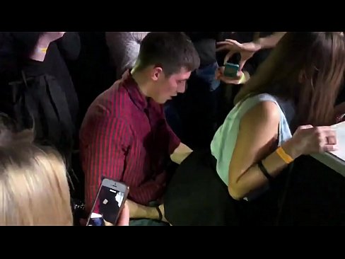 ❤️ Sesso reale in un nightclub russo. Ragazza russa di 18 anni nell'ano e nella vagina scopata in un nightclub ❤️ Porno fatto in casaal it.sex78.ru ☑
