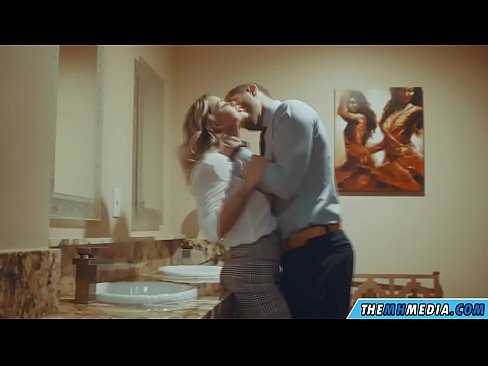 ❤️ Quando una bionda formosa ti seduce in un bagno pubblico ❤️ Porno fatto in casaal it.sex78.ru ☑